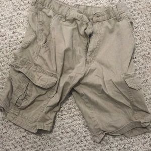 Men’s cargo shorts